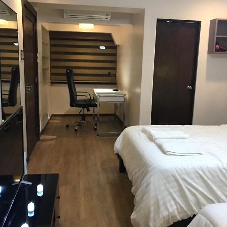 Long Term Condominium Stay In Ortigas Center Pasig City Exteriör bild